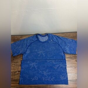 Lululemon Metal Vent Tech Short Sleeve Blue Camo | Size Small